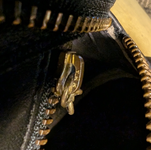 Vintage Coach Chester Bag, #9901, Black - Picture 15 of 16